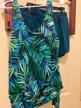 Kim Gravel Tropical Leaf Tankini Swimsuit Set - Blue & Green